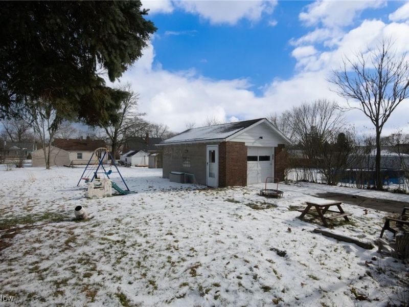 151 Regent Street, Campbell, OH 44405 Photo 19