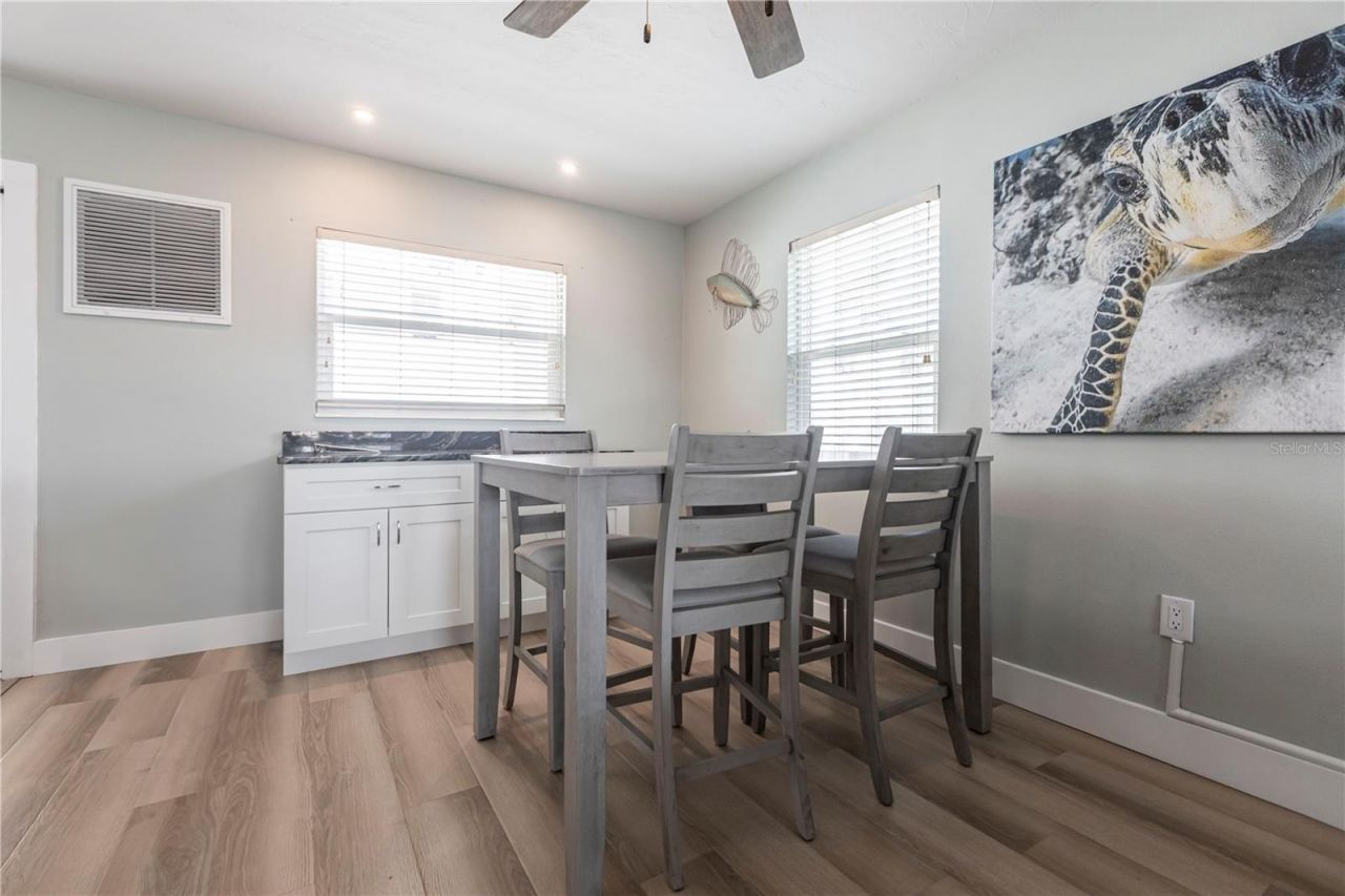 6020 Midnight Pass Road, Unit 35, Sarasota, FL 34242 Photo