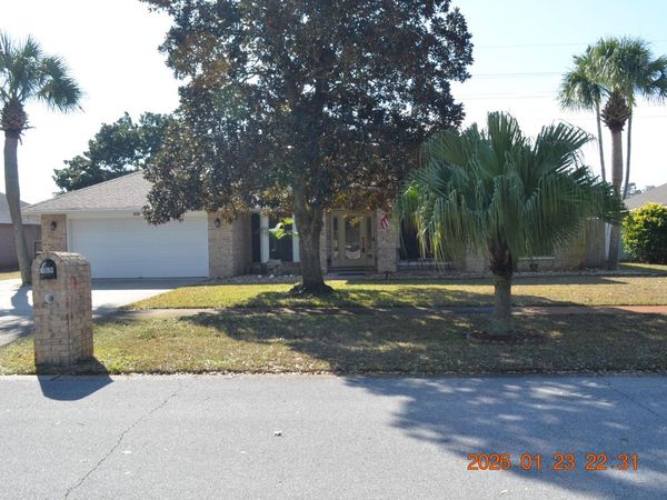 169 Kel-Wen Circle, Destin, FL 32541