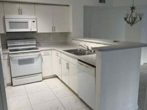 4856 N State Road 7, Unit 103, Coconut Creek, FL 33073