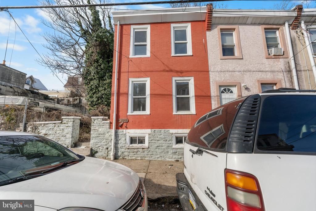 421 E Mechanic Street, Philadelphia, PA 19144 Main Photo