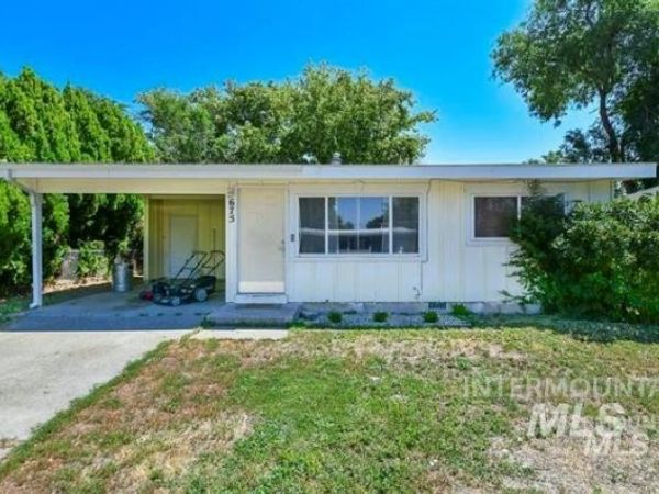 675 S 13th E, Mountain Home, ID 83647
