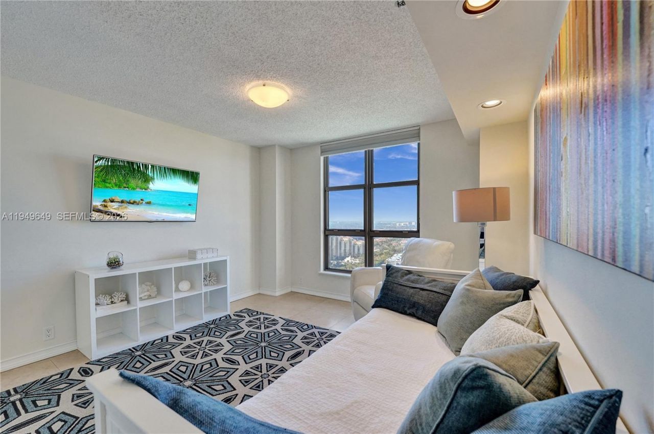 3500 Mystic Pointe Dr , Unit 3601, Aventura, FL 33180 Photo