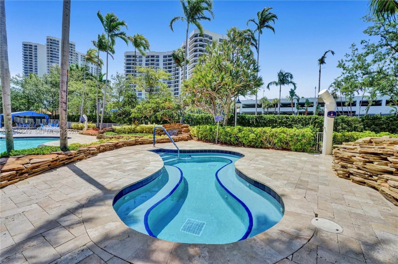 3500 Mystic Pointe Dr , Unit 3601, Aventura, FL 33180 Photo
