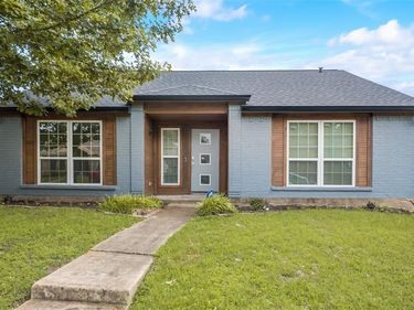 9408 Cedar Run Drive, Dallas, TX 75227