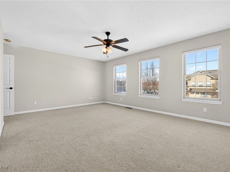 300 Lakewick Lane, Willowick, OH 44095 Photo 20