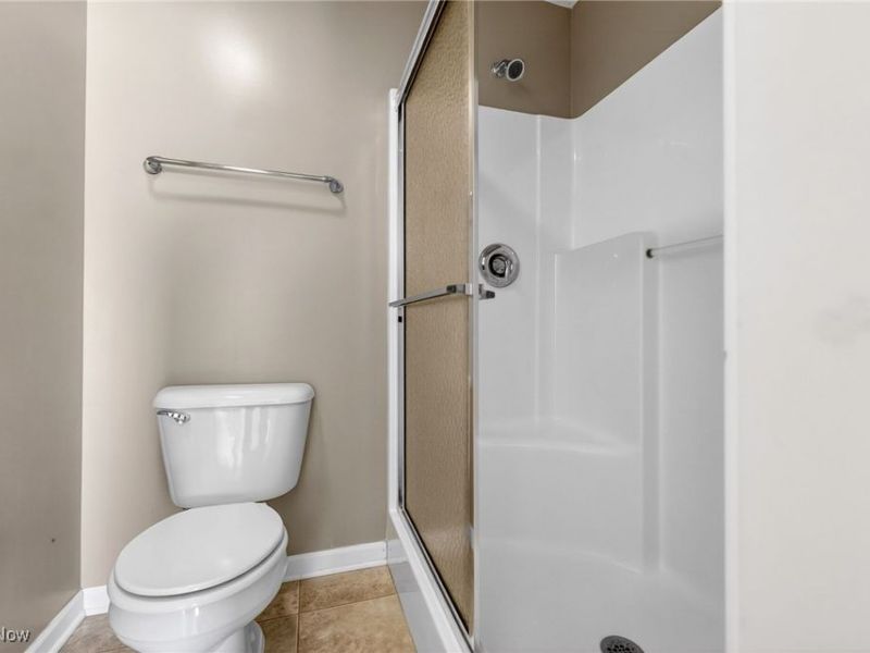 300 Lakewick Lane, Willowick, OH 44095 Photo 23