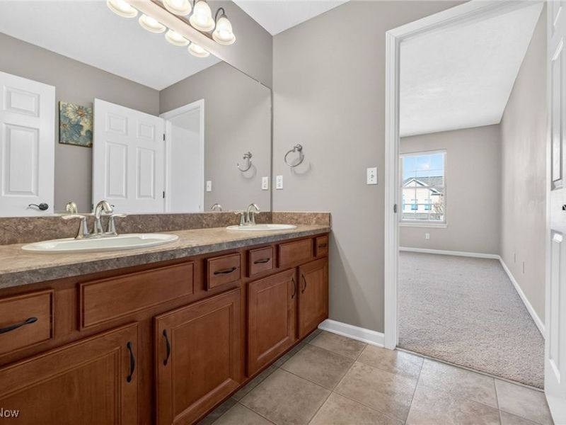 300 Lakewick Lane, Willowick, OH 44095 Photo 25