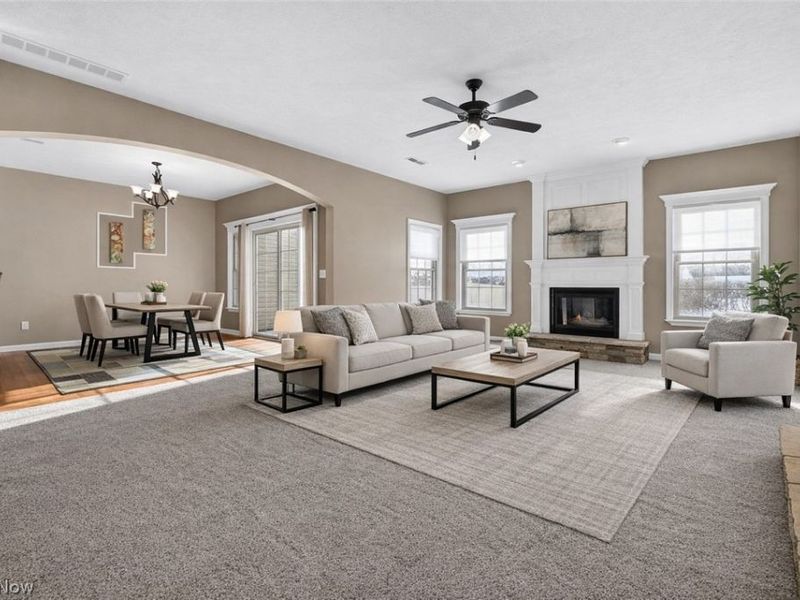 300 Lakewick Lane, Willowick, OH 44095 Photo 3