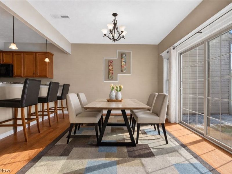 300 Lakewick Lane, Willowick, OH 44095 Photo 4