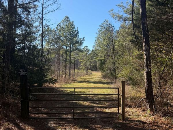 Off Of Saint Augustine Drive, Pearl, MS 39208