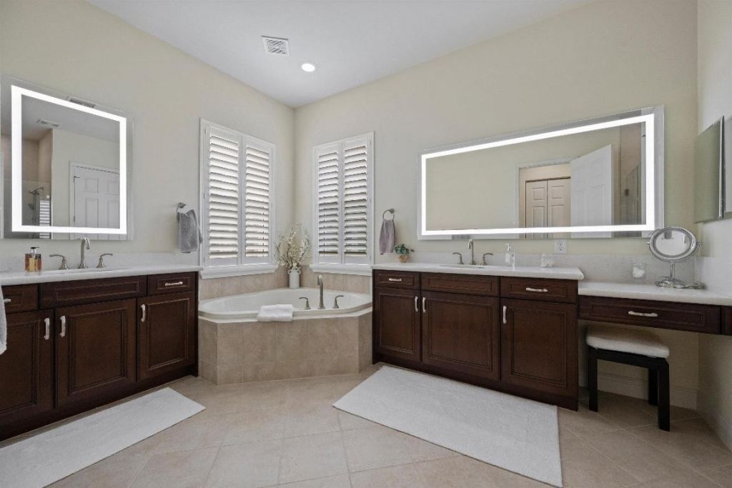 8181 Butler Greenwood Drive, West Palm Beach, FL 33411 Photo