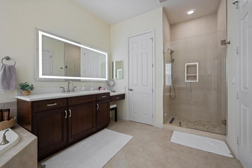 8181 Butler Greenwood Drive, West Palm Beach, FL 33411 Photo