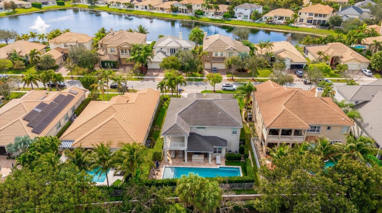 8181 Butler Greenwood Drive, West Palm Beach, FL 33411 Photo