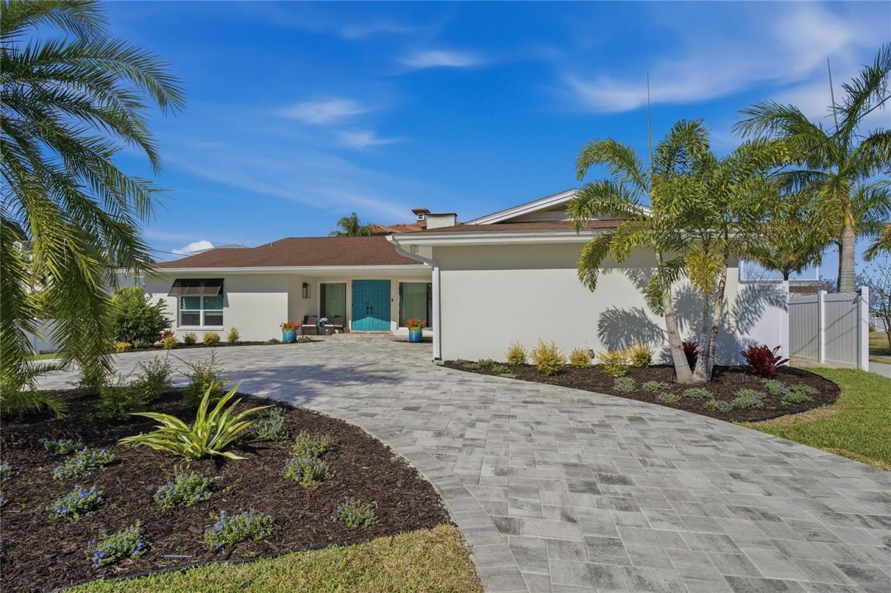 272 Shore Drive, Palm Harbor, FL 34683 Photo