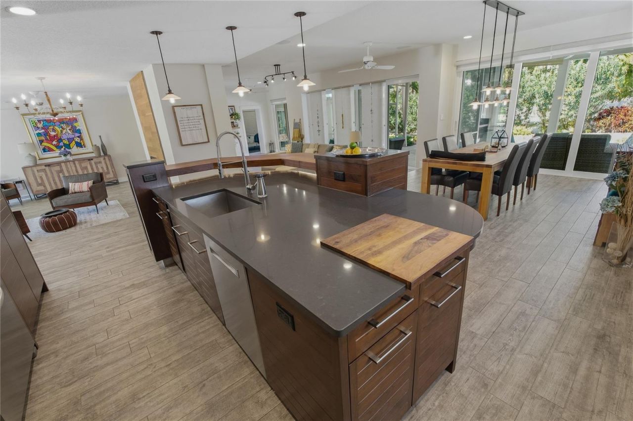 272 Shore Drive, Palm Harbor, FL 34683 Photo