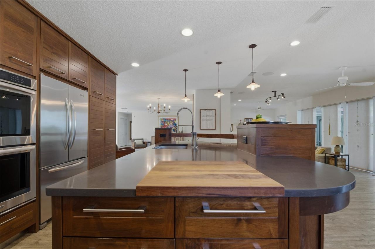 272 Shore Drive, Palm Harbor, FL 34683 Photo