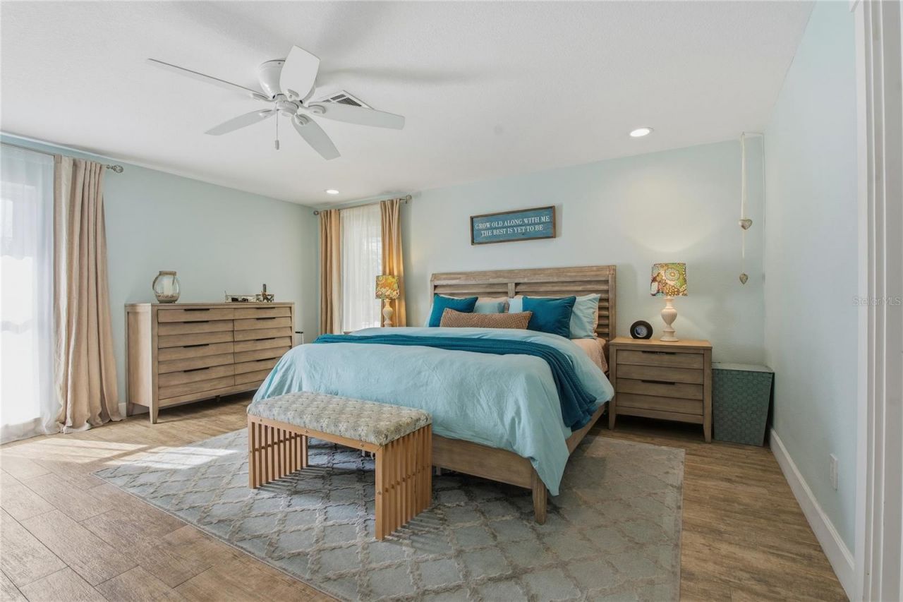 272 Shore Drive, Palm Harbor, FL 34683 Photo