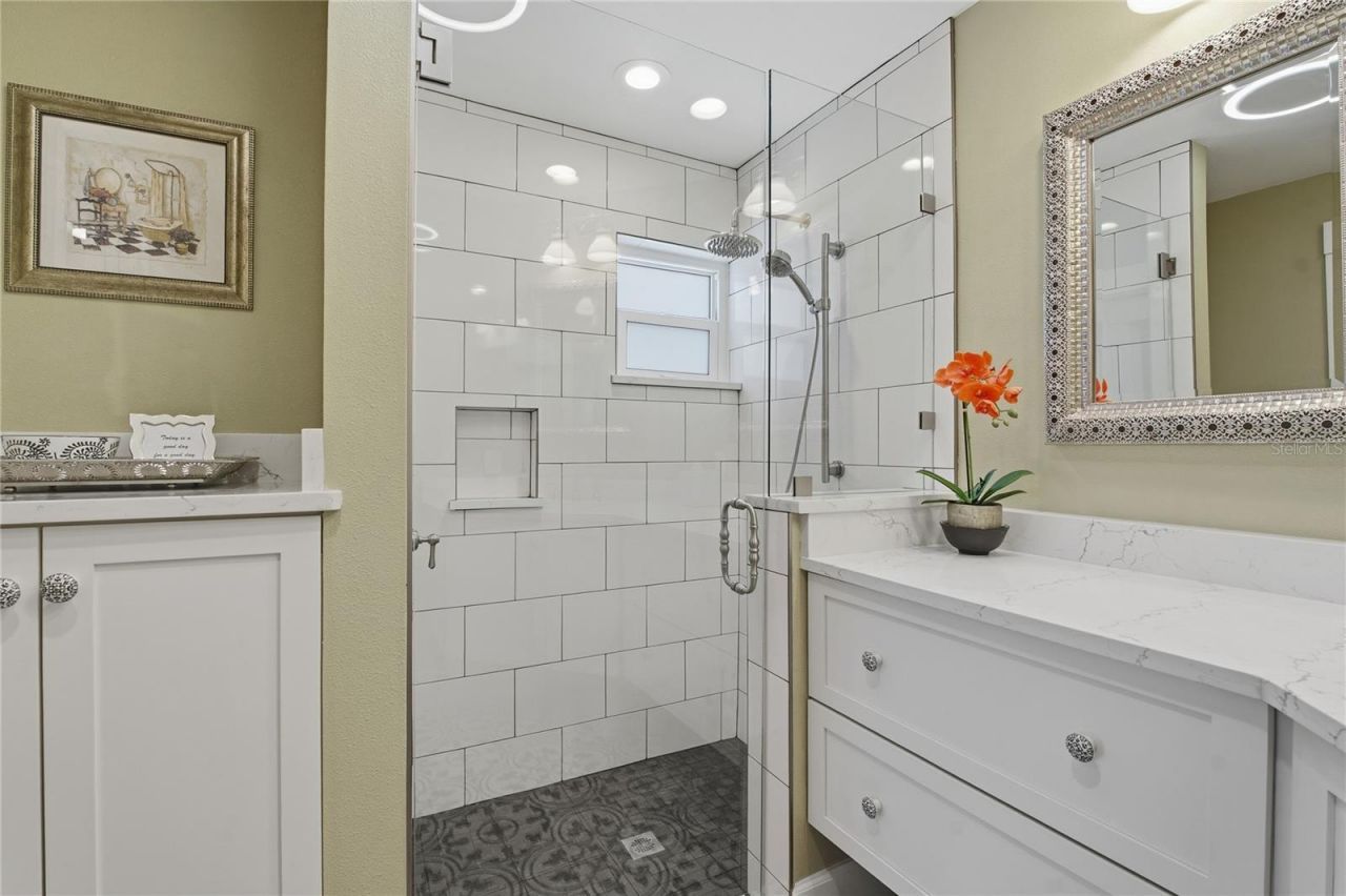 272 Shore Drive, Palm Harbor, FL 34683 Photo