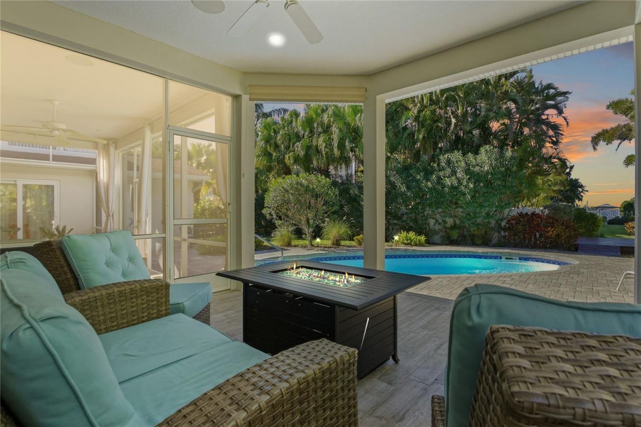 272 Shore Drive, Palm Harbor, FL 34683 Photo