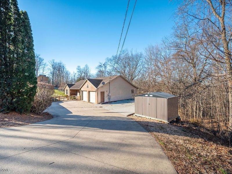 195 N Bruce Street, Little Hocking, OH 45742 Photo 32