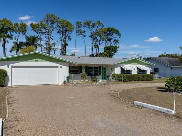 2367 Dover AVE, FORT MYERS, FL 33907