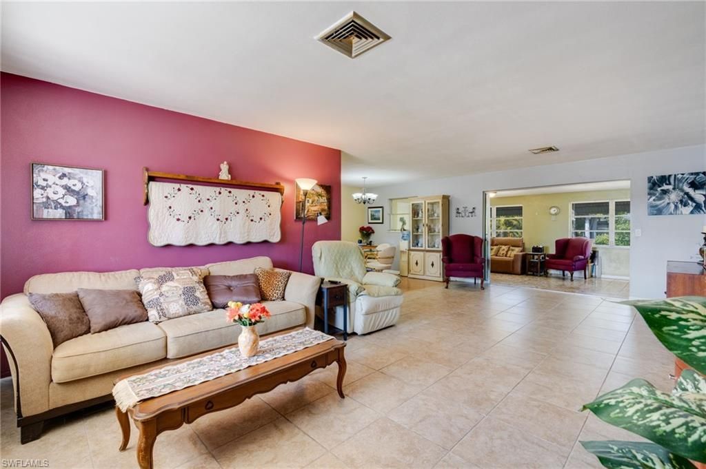 2367 Dover Ave, Fort Myers, FL 33907 Photo