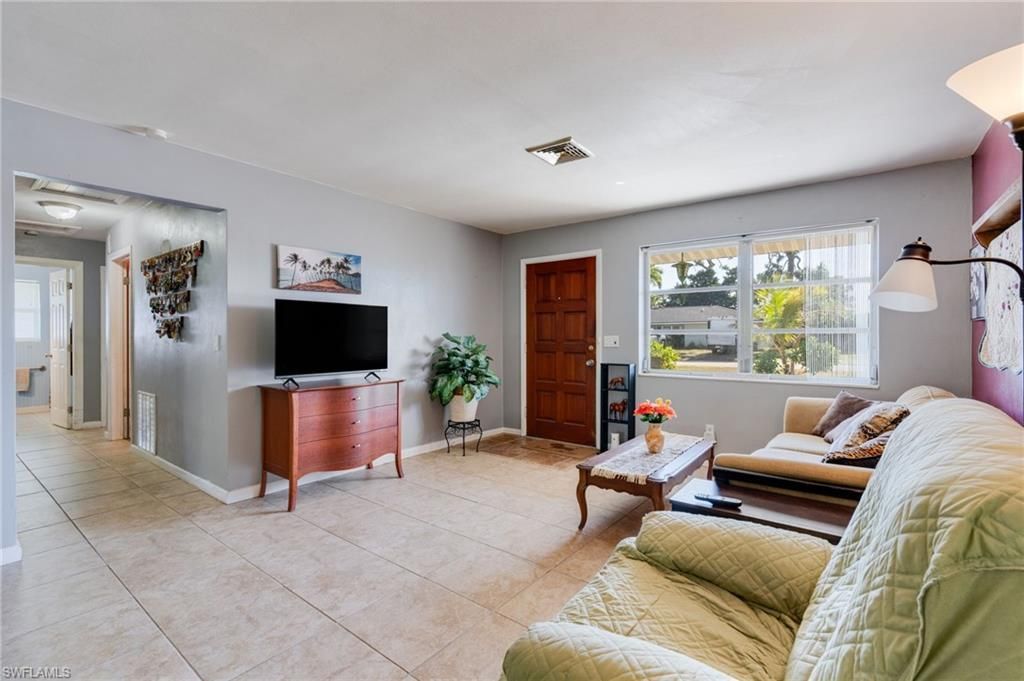 2367 Dover Ave, Fort Myers, FL 33907 Photo