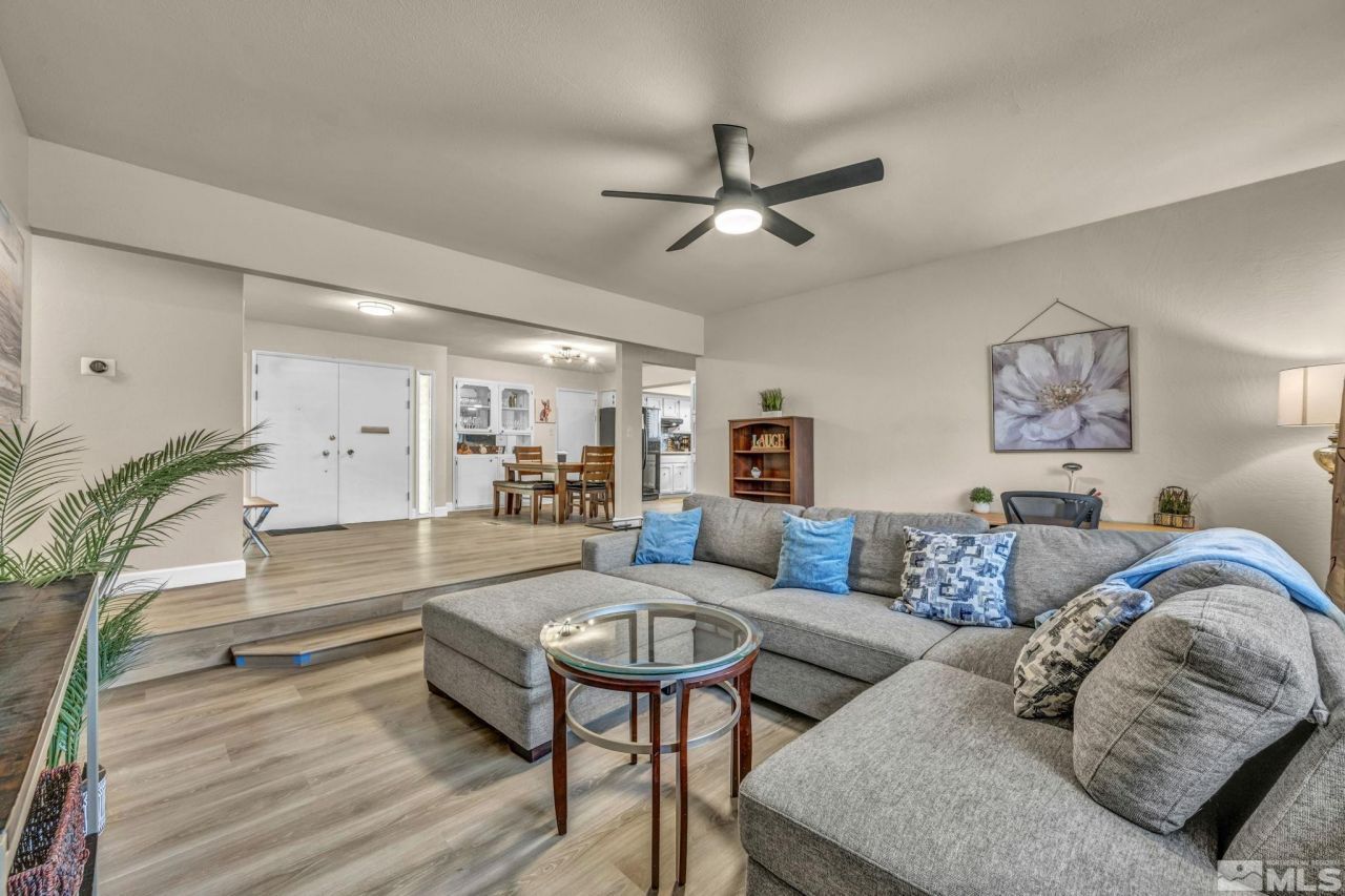 1490 Foster Drive, Reno, NV 89509 Photo