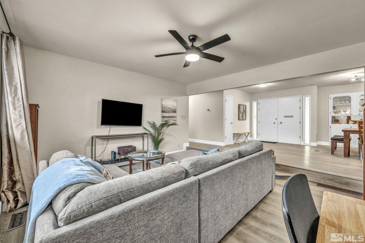 1490 Foster Drive, Reno, NV 89509 Photo