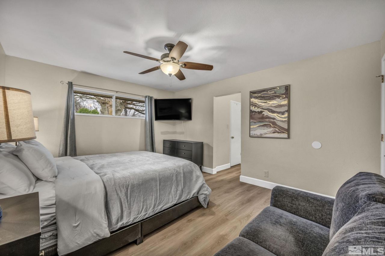 1490 Foster Drive, Reno, NV 89509 Photo