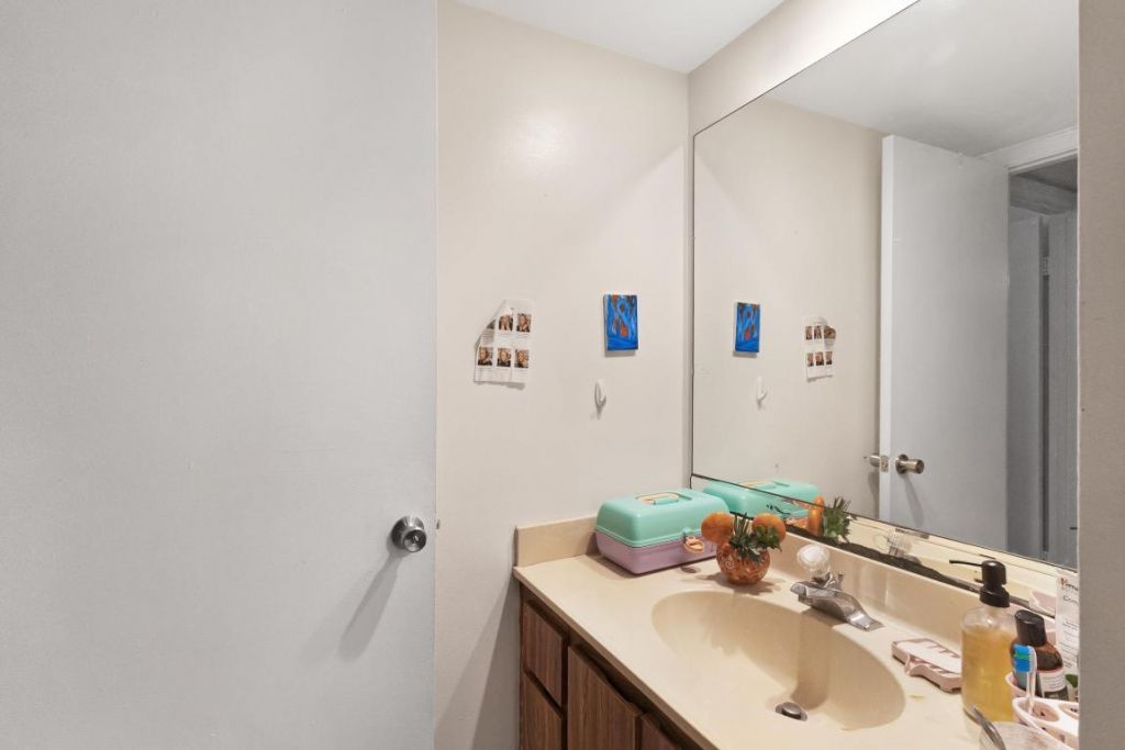 245 Charter Way, West Palm Beach, FL 33407 Photo