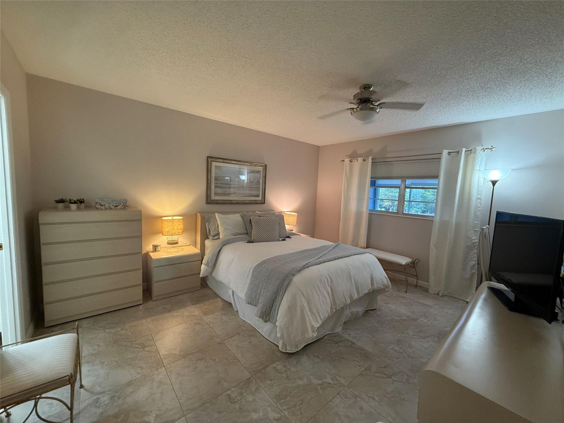 3430 NW 52nd Avenue, Unit 308, Lauderdale Lakes, FL 33319 Photo