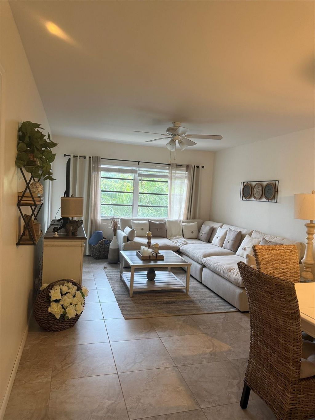 3430 NW 52nd Avenue, Unit 308, Lauderdale Lakes, FL 33319 Photo