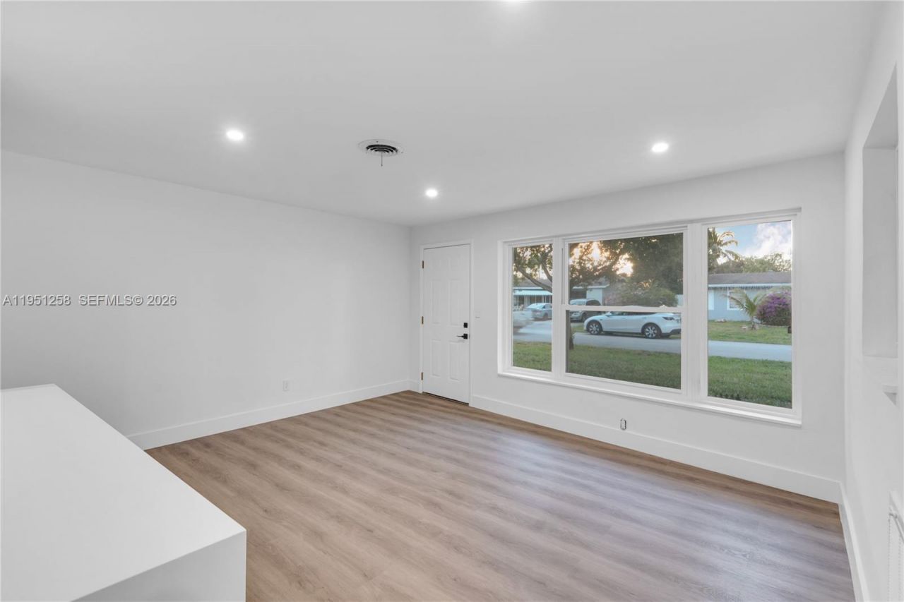 3180 NE 10th Ter, Pompano Beach, FL 33064 Photo