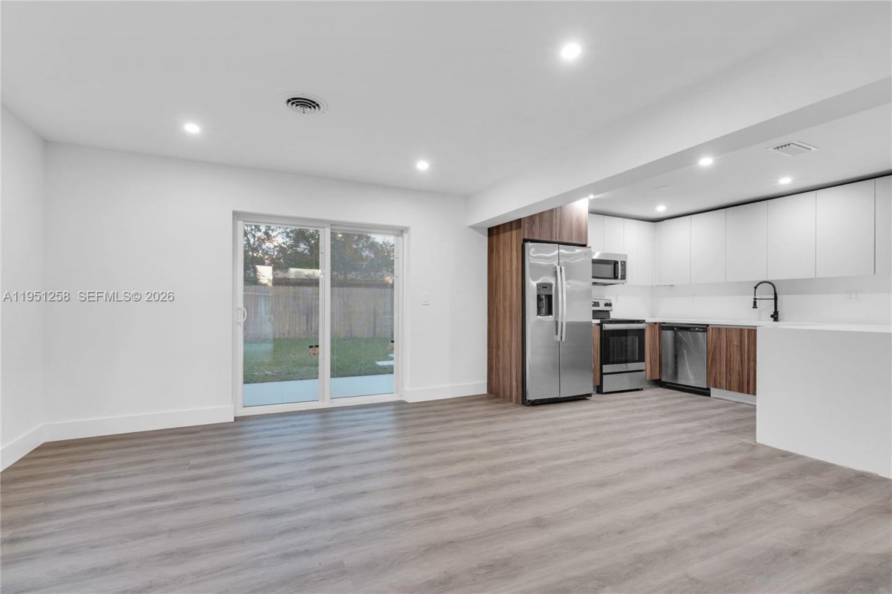 3180 NE 10th Ter, Pompano Beach, FL 33064 Photo