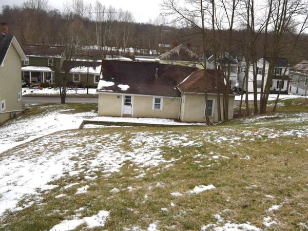 213 E Main Street, Junction City, OH 43748