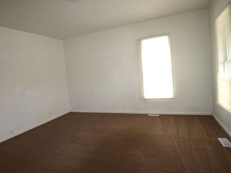 213 E Main Street, Junction City, OH 43748 Photo 12