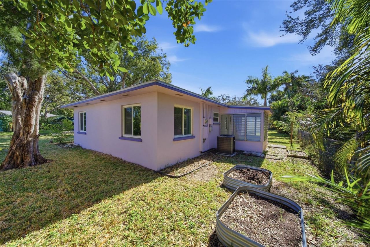 204 22nd Street W, Bradenton, FL 34205 Photo