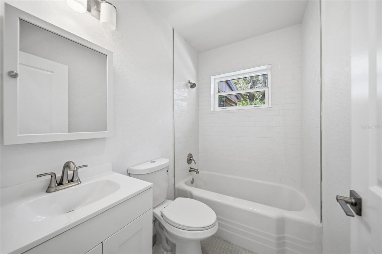 204 22nd Street W, Bradenton, FL 34205 Photo