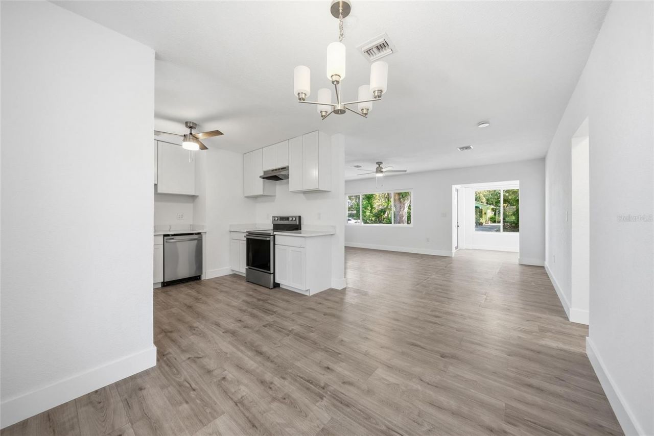 204 22nd Street W, Bradenton, FL 34205 Photo