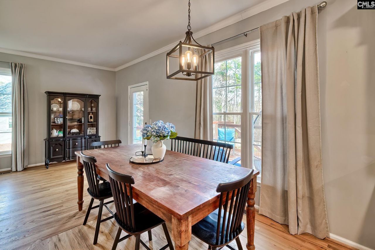 204 Platinum Drive Photo 15