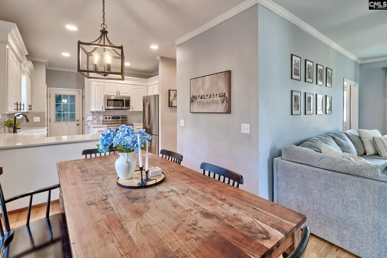 204 Platinum Drive Photo 17