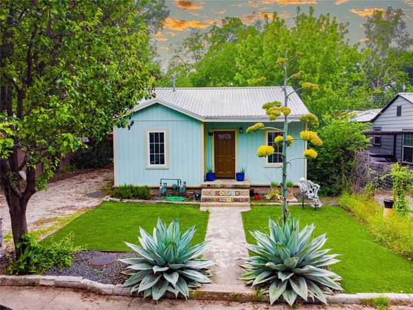 912 & 912 1/2 Calle Limon DR, Austin, TX 78702