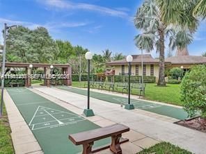 4805 NW 35th St, Unit 404, Lauderdale Lakes, FL 33319 Photo