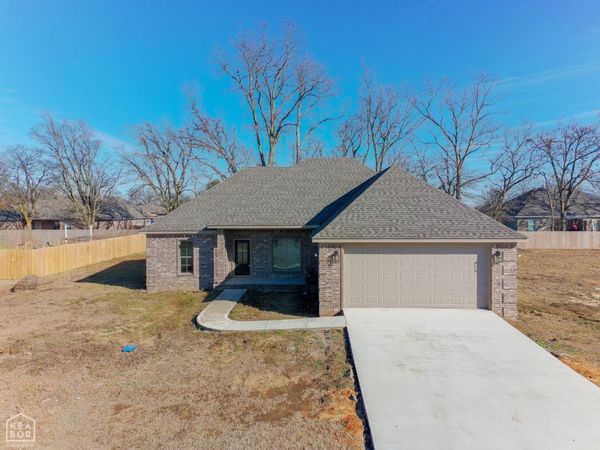 1205 Sutton, Manila, AR 72442