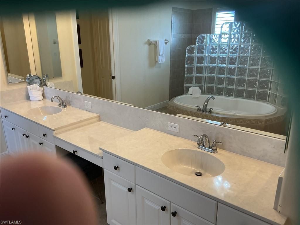 2605 Beach Pkwy W, Cape Coral, FL 33914 Photo