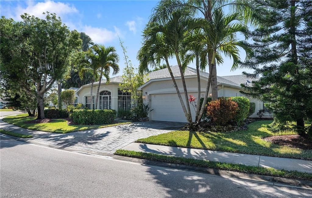 23418 Olde Meadowbrook Cir, Estero, FL 34134 Photo