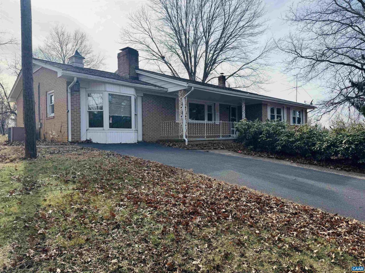 87 Mine Branch Rd, Crimora, VA 24431 Main Photo