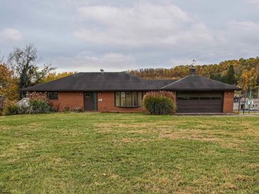 100 Goodwin Court, Nutter Fort, WV 26301